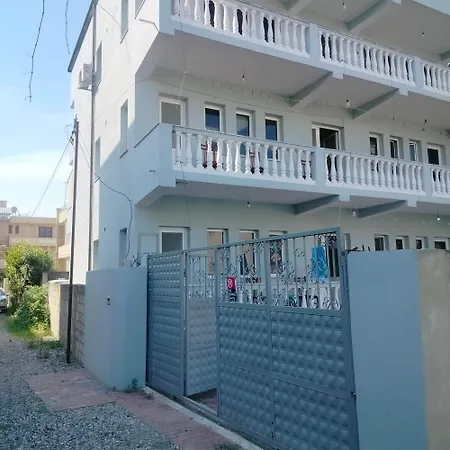 Hostel Backpackers *